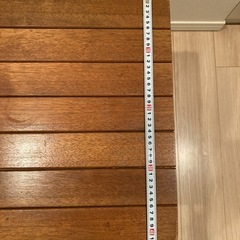 折りたたみテーブルの画像