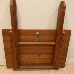 折りたたみテーブルの画像