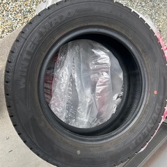 スタッドレスタイヤ195/65R15の画像