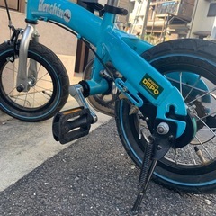変身バイクスポーツデポ限定色とストライダーの画像
