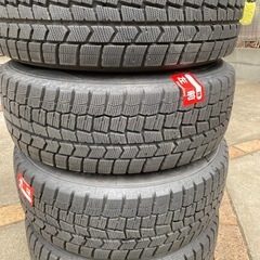 スタッドレスタイヤ
の画像