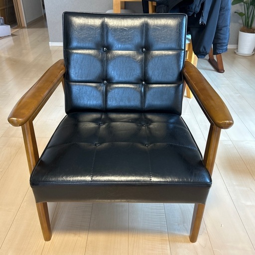 カリモク60 シングルソファ (ジョージ) 江戸川台の椅子《チェア》の