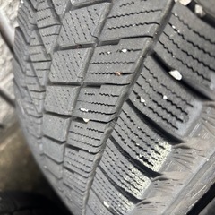 スタッドレスタイヤ　ＶＲＸ３の画像