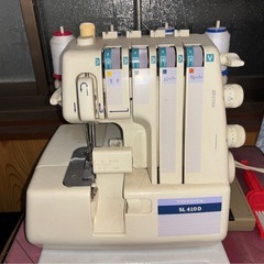 小型ロックミシンの画像