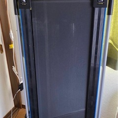 ランニングマシン　折り畳み可能の画像