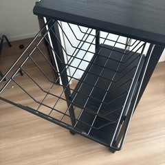 山善木製キッチンラック 3段 キャスター付きの画像