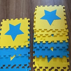 子供部屋🌈プレイマット３２枚の画像