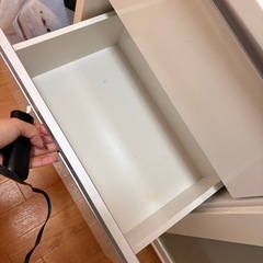 ‼️急募‼️食器棚 本日引き取ってくれるかた無料です‼️の画像