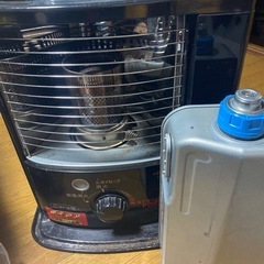 2016年製石油ストーブの画像