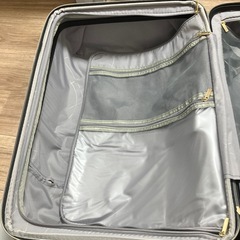 スーツケースの画像