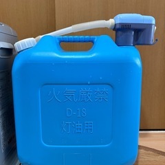 石油ファンヒーター、燃料タンク付きの画像