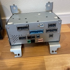 ヴェゼル用9インチディスプレイモニター DU-7HJ1N の画像