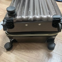 スーツケースの画像