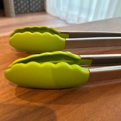 logos トングの画像