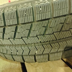 スタッドレス　タイヤ　195/65r15 １５インチ　ウェッズ　50プリウスの画像