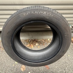 【最終値下げ】TOYO TIRES TRANPATH 235/50R18の画像