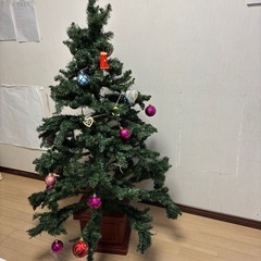 クリスマスツリーの画像