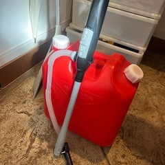 灯油タンク(若干量灯油入り)+スポイトの画像