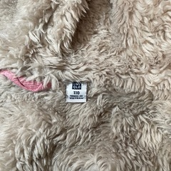 ユニクロ キッズパーカーの画像