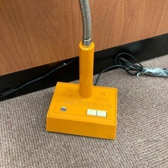 【希少】︎TOSHIBA 卓上ライト　オレンジの画像