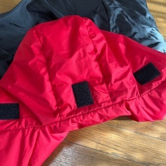 赤のジャンパー　　AZUL BY MOUSSYの画像