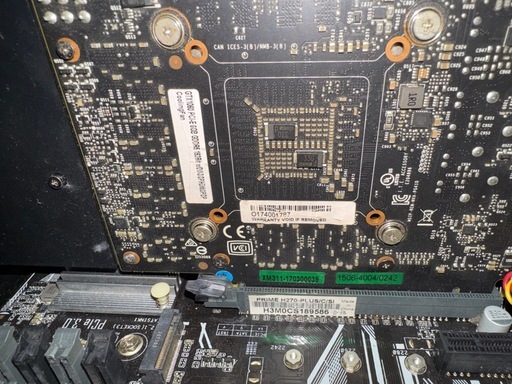 PCパーツ類