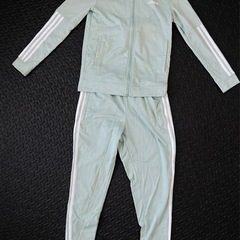 adidas ジャージ　上下セットの画像