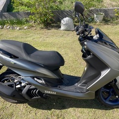 YAMAHA マジェスティSの画像