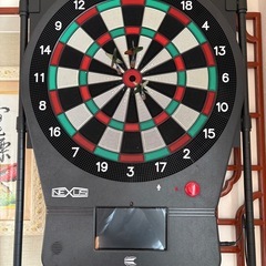 ダーツボード台　BLITZERの画像