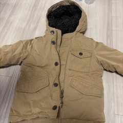 男の子向けの上着上着の画像