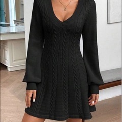 Vネックニット ミニワンピースの画像