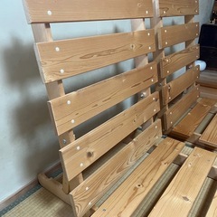 【早いもの勝ち】IKEAの無垢のリクライニングチェア&ベッドの画像