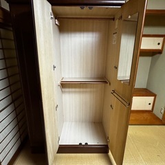 衣装タンスの画像