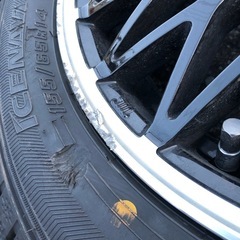 アルミスタッドレスタイヤ4本の画像