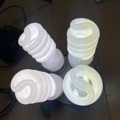 4灯ソケット撮影器具　難あり未使用電球8灯付
の画像