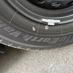 キャラバン新車外し　1台セットの画像