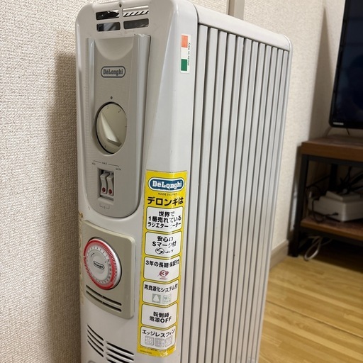 デロンギ　オイルヒーター　イタリア製
