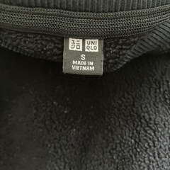 ユニクロ　フリースプルオーバー長袖
の画像