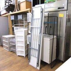 複数在庫あり 折りたたみテーブル 会議テーブル ホワイト 折り畳み 折りたたみ オフィス家具 ミーティングテーブル 札幌市厚別区 厚別店の画像