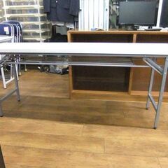 複数在庫あり 折りたたみテーブル 会議テーブル ホワイト 折り畳み 折りたたみ オフィス家具 ミーティングテーブル 札幌市厚別区 厚別店の画像