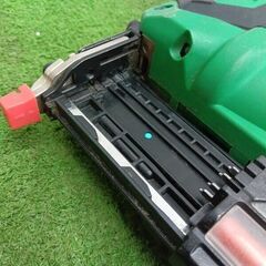 日立工機 NP18DSAL コードレスピン釘打ち機【野田愛宕店】【店頭取引限定】【ジャンク】※説明欄必読 管理番号：IT988CBXOGKKの画像