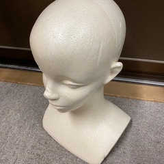 発泡スチロール 
マネキンヘッドの画像