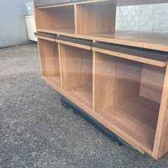 キャビネット　収納棚の画像