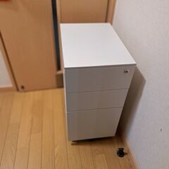 キャビネット（鍵なし）の画像