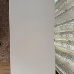 PCデスク(幅80x奥行40x高さ約75cm)の画像