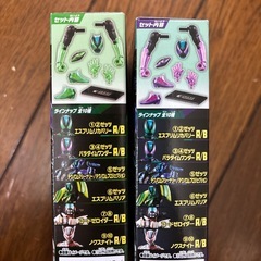 仮面ライダーゼッツ　おもちゃ2つの画像