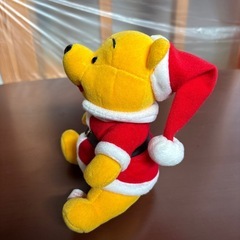 くまのプーさん　サンタコスぬいぐるみの画像
