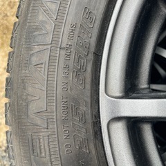 215/65r16スタッドレスの画像