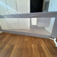 ベッドフェンスの画像