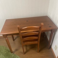 勉強机と椅子セットの画像